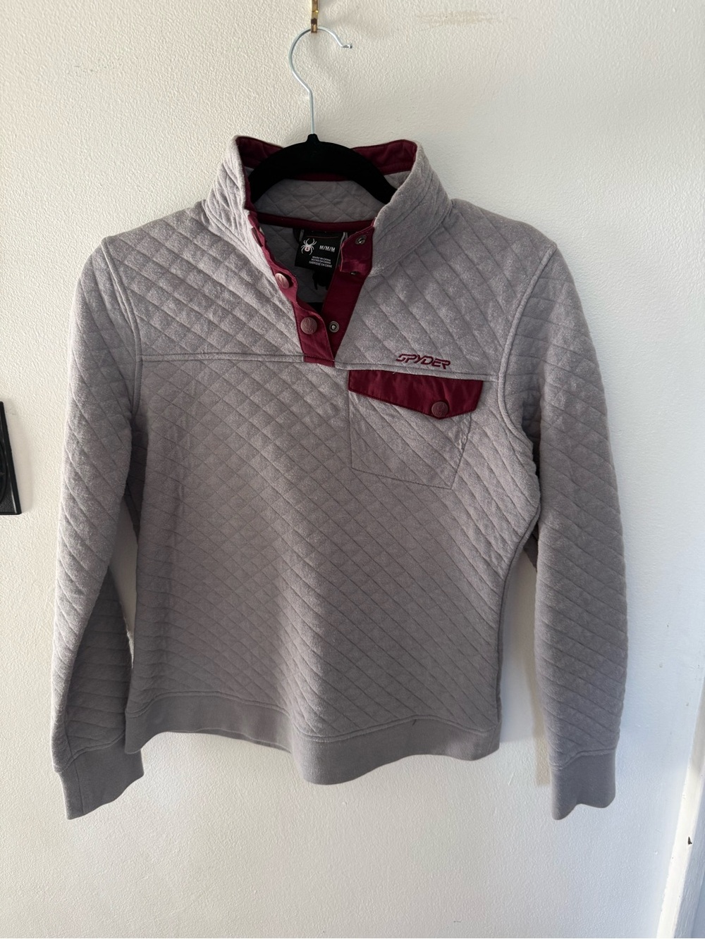 Spyder Women’s Quilted Zip Pullover in Light Gray with Burgundy Accents
